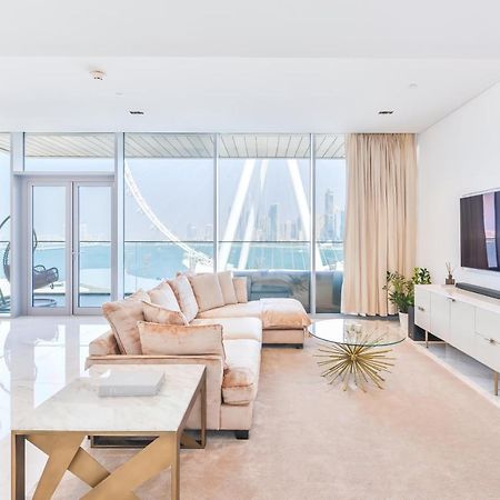 Luxury 2 Bedroom Beachfront Apt W Stunning Sea View Ντουμπάι Εξωτερικό φωτογραφία