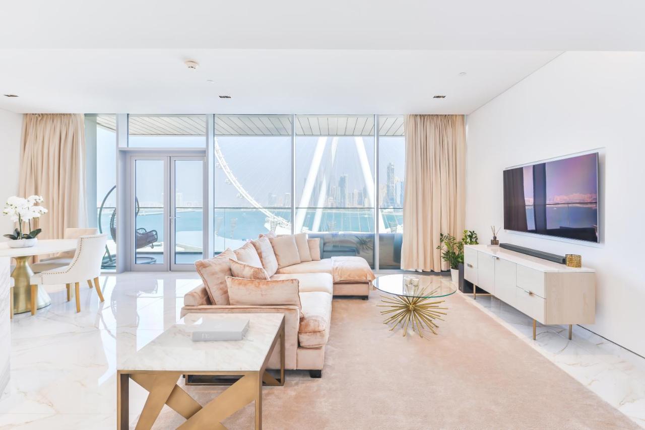 Luxury 2 Bedroom Beachfront Apt W Stunning Sea View Ντουμπάι Εξωτερικό φωτογραφία